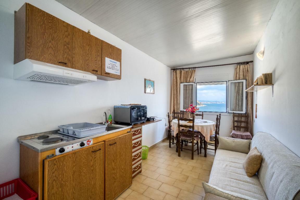 Lefteri'S Rooms Agia Galini Exterior foto